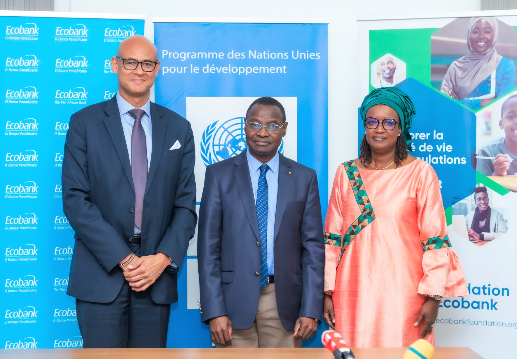 Construction et op&eacute;rationnalisation d'un centre d'h&eacute;modialyse au CHU Kara : Ecobank d&eacute;caisse 300 millions de FCFA