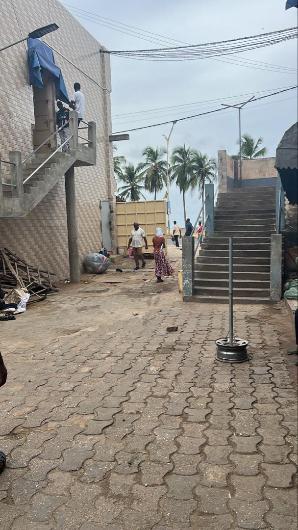 Grand marché de Lomé : les portails de l’Immeuble “La Colombe” rouverts