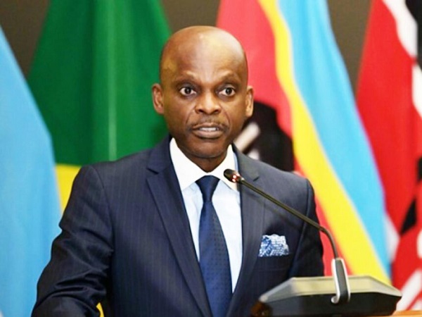 Actif sur le sommet sur le panafricanisme &agrave; Lom&eacute;, silence radio sur le sort des migrants togolais en Guin&eacute;e &Eacute;quatoriale et en Mauritanie La diplomatie version Dussey toujours &agrave; la ramasse