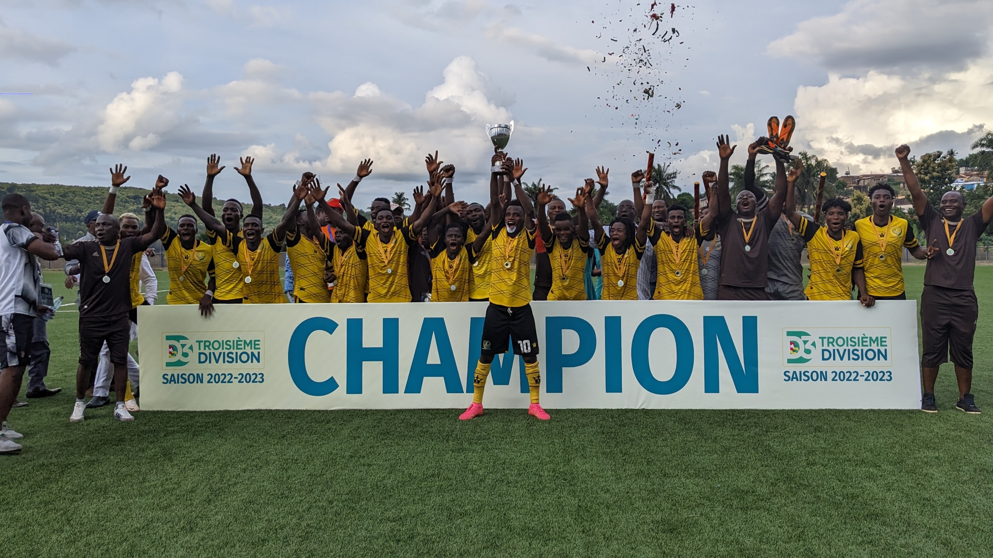 Championnat national de football D3, Olympique de Vo Champion